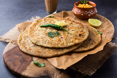 a stuffed flatbread from the Afghan cuisine