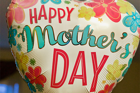 Mother's Day flowers. tonythetigersson, Tony Andrews Photography, heartfelt, heart shaped, honor