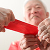 Family sharing Lunar New Year Red Envelopes 