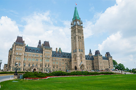 Parliament Hill, Crown land on the southern bank of the Ottawa River